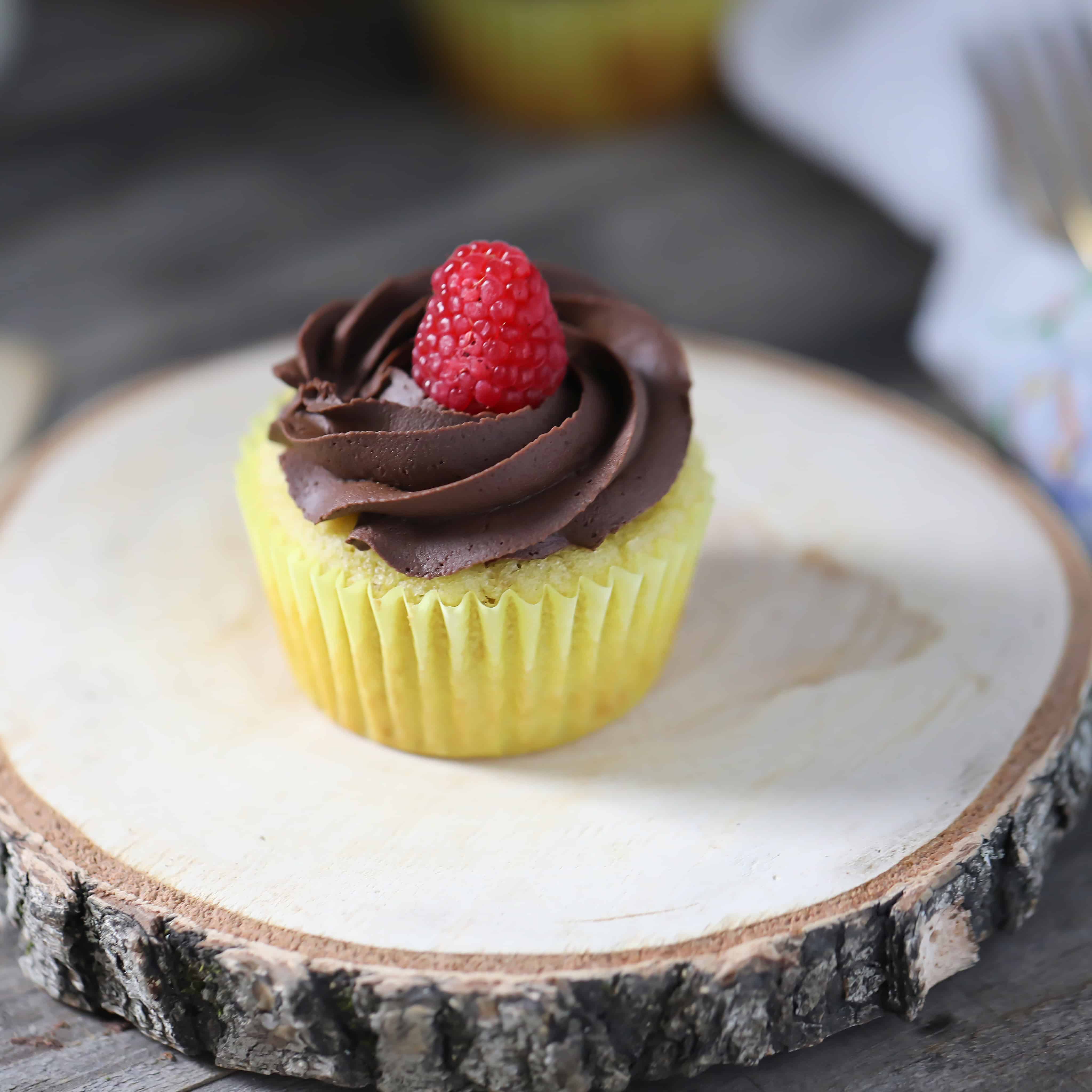 Low Carb Yellow Cake Chocolate Frosting