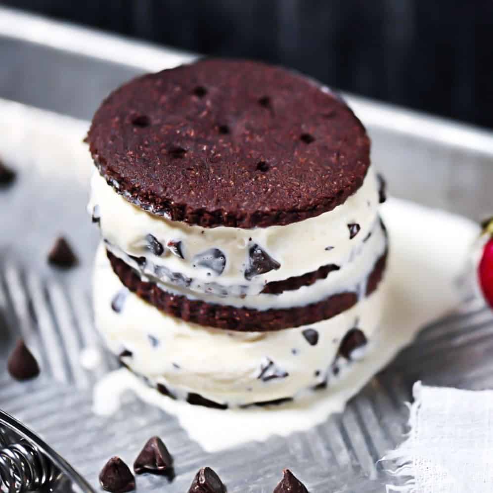 Low-Carb Ice cream Sandwiches