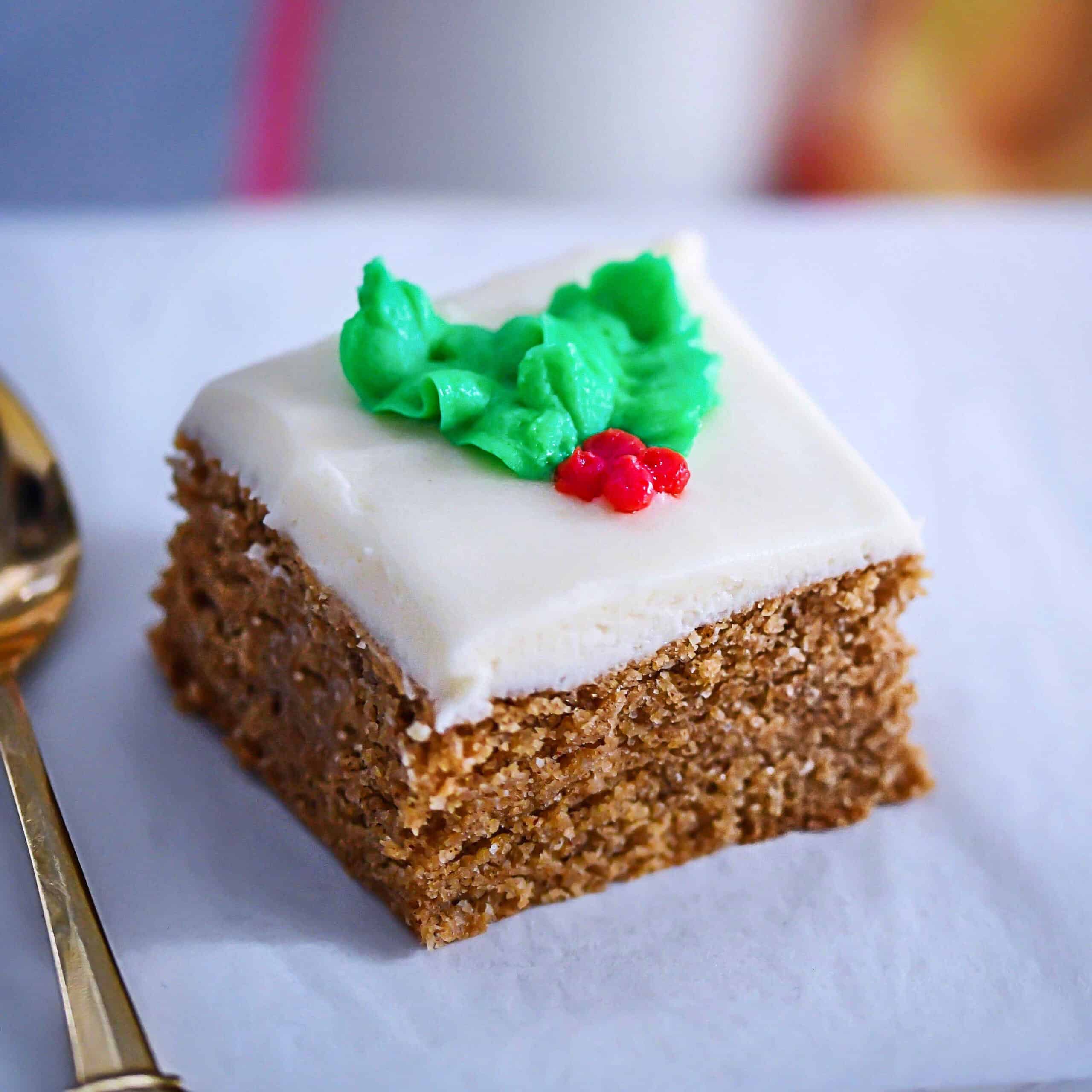 Low-Carb Gingerbread Bar with holly leaf